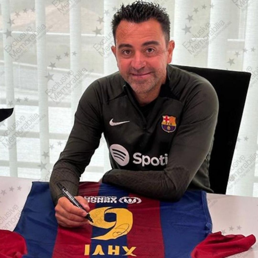 Xavi FC Barcelona Signed Shirt