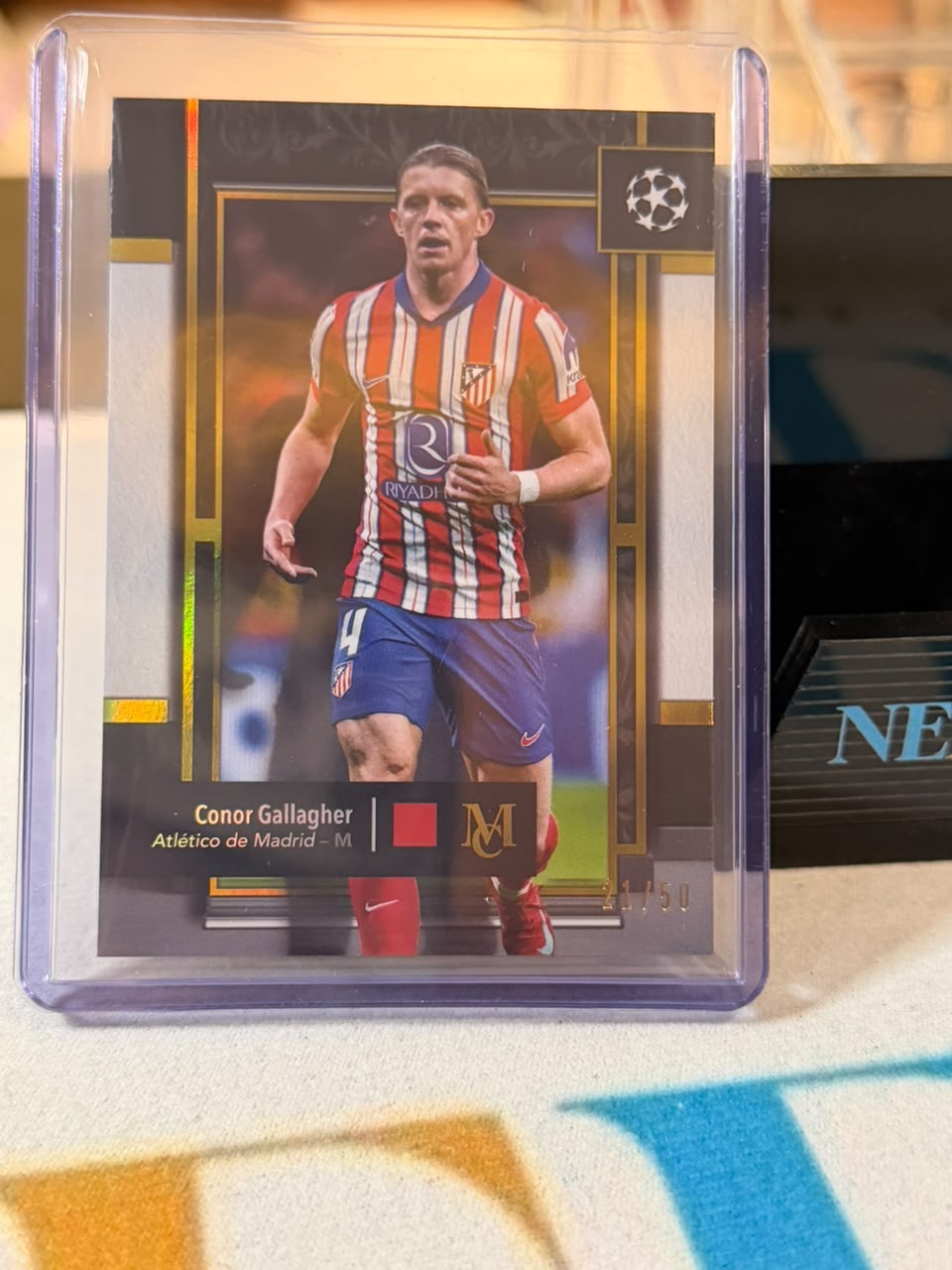 Conor Gallagher Gold Parallel – 2024-25 Topps Museum Collection UEFA Club Competitions – Atlético Madrid trading card, front
