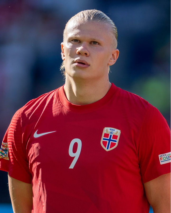 Official Norway Football Jersey – Hand-Signed by Erling Haaland