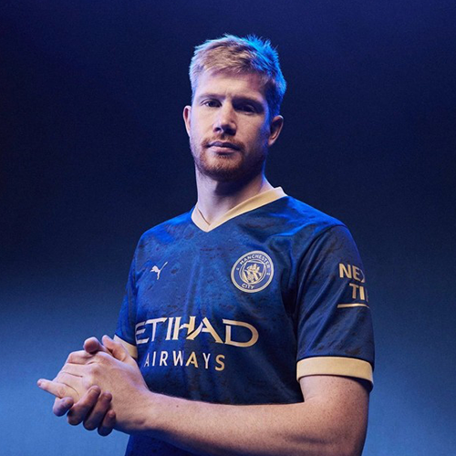 Kevin De Bruyne's Manchester City 2022/23 Chinese New Year Signed Shirt