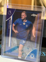 Liam Delap 06/10 Blue Refractor – Topps Chrome Premier League – Chelsea trading card, front