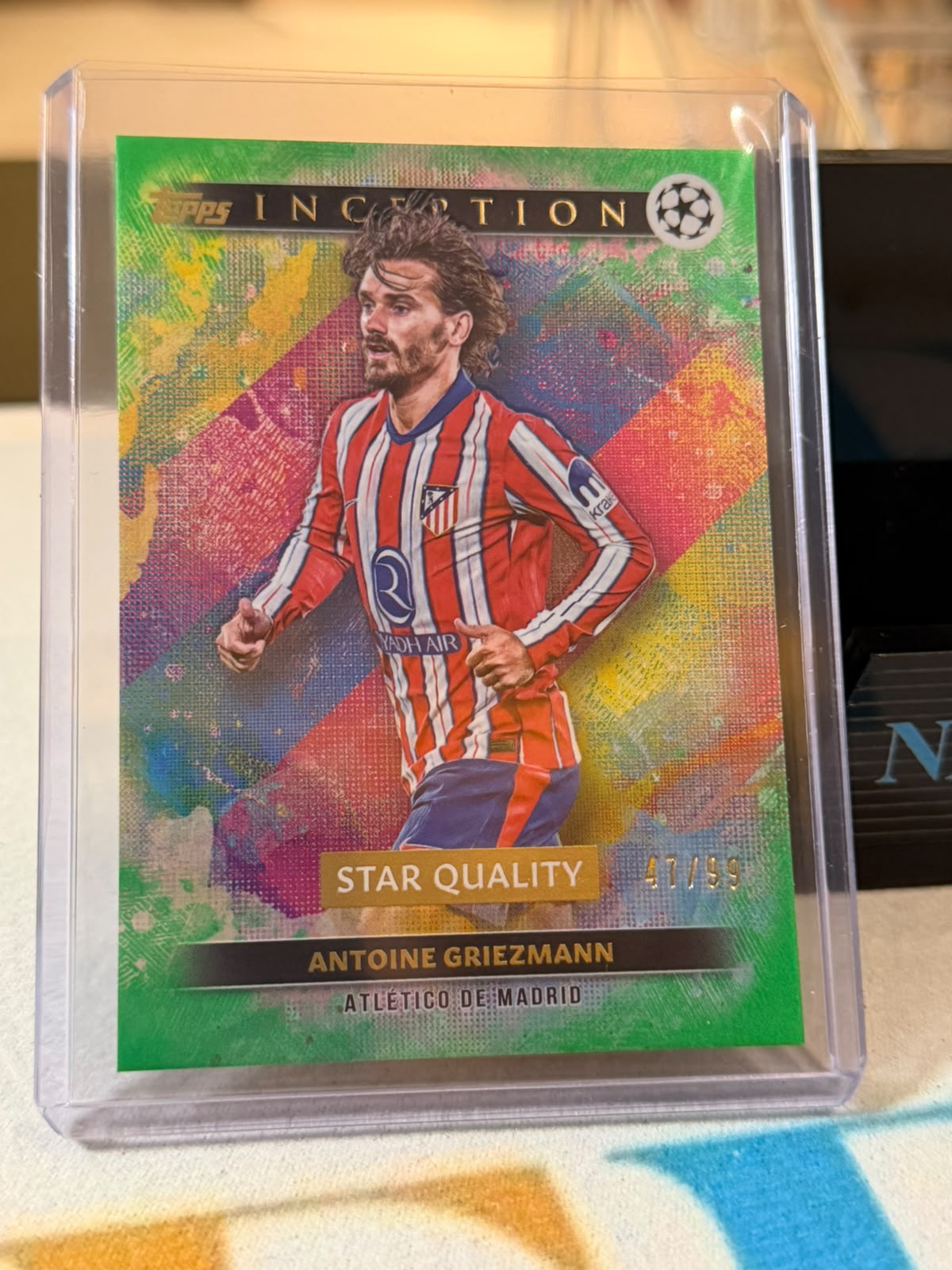 Antoine Griezmann Star Quality Insert (Green Parallel) – 2024-25 Topps Inception UEFA… – Atlético Madrid trading card, front