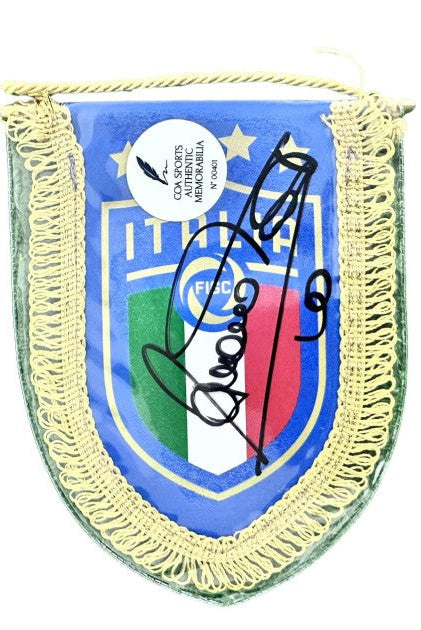 Italy mini pennant signed by Francesco Totti, front view