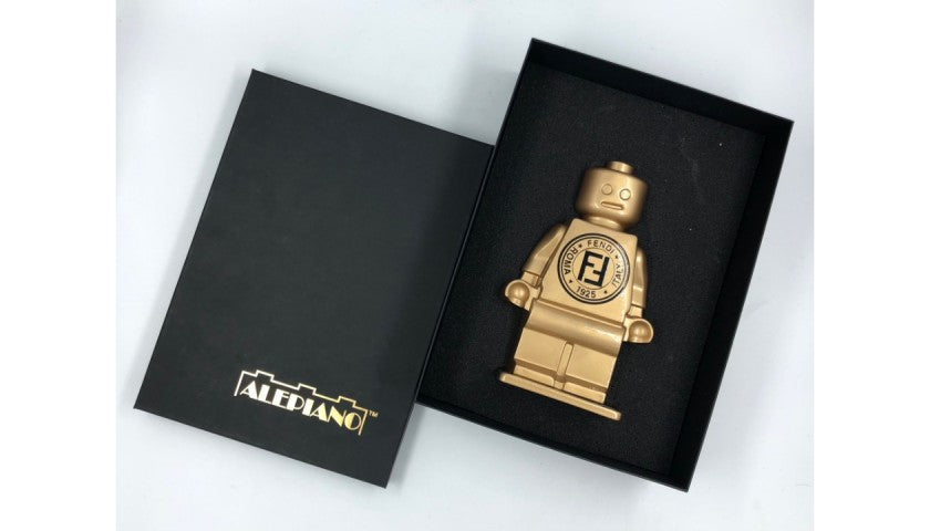 "Alter Ego Oscar Bronze" - Sculpture by Alessandro Piano, side view