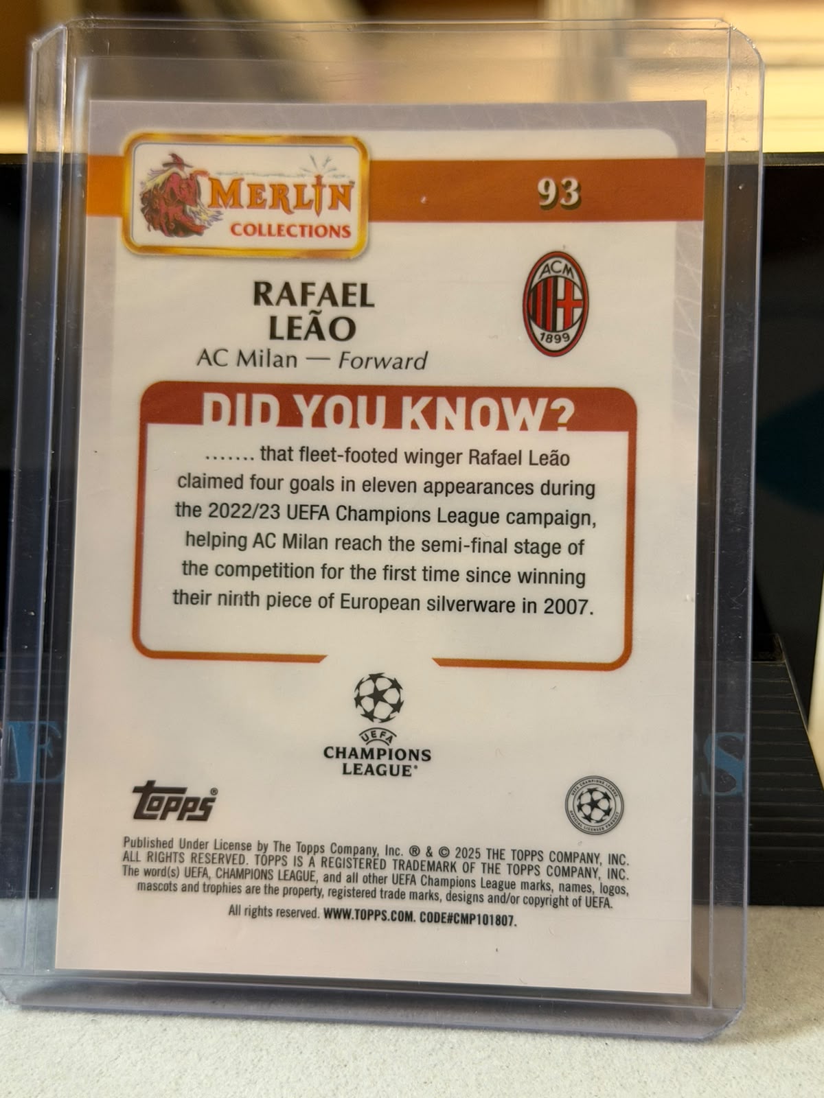Rafael Leão 48/50 Gold Parallel – 2024-25 Topps Merlin Collections UEFA – AC Milan trading card, back