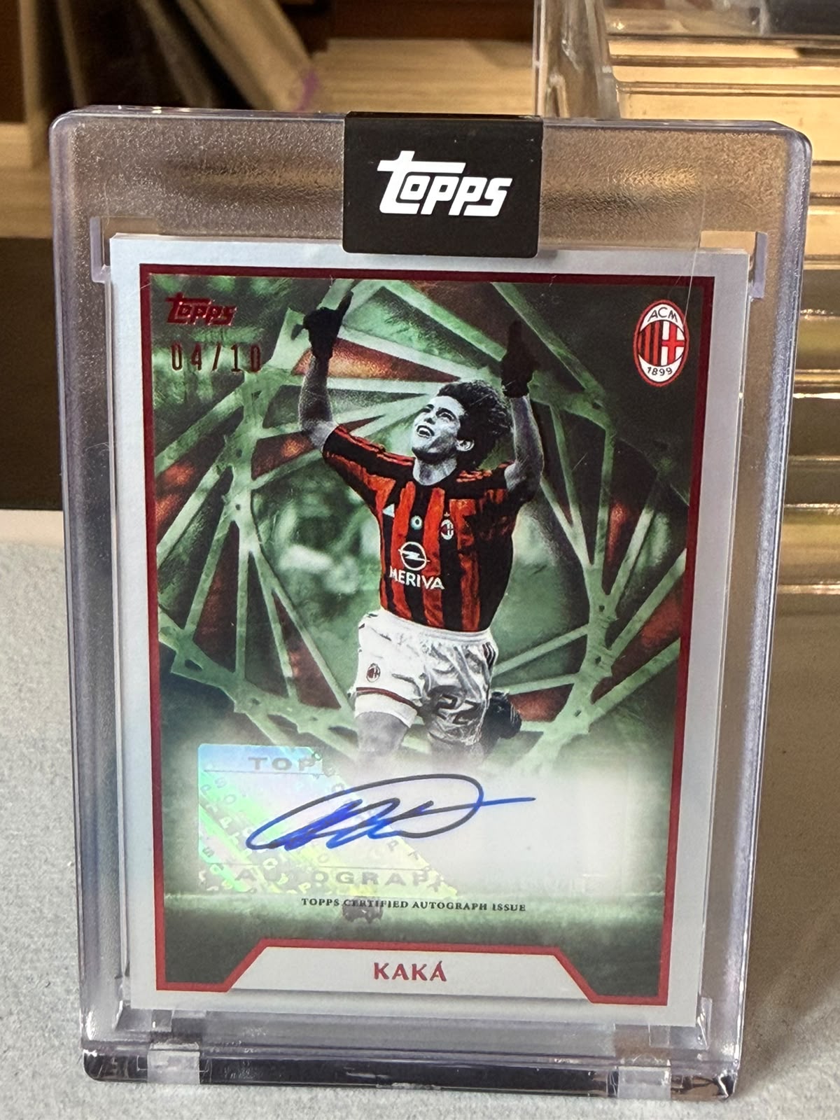 Kaká Gli Esordi Autograph (Stagione 2003/04) – Topps AC Milan 125° Anniversario – AC Milan trading card, front