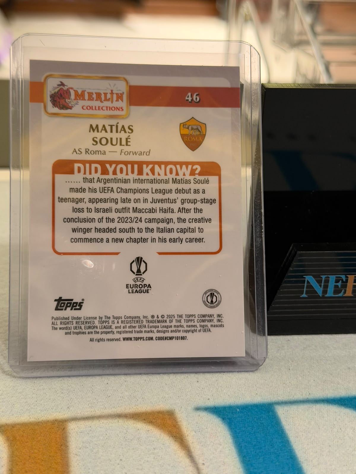 Matías Soulé Red / Orange Parallel – 2024-25 Topps Merlin Collections UEFA – AS Roma trading card, back