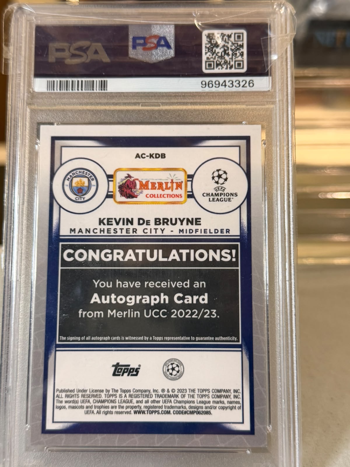 Kevin De Bruyne 01/25 – Autographs (Orange Refractor) – 2022-23 Topps Merlin Chrome UEF… – Manchester City trading card, back