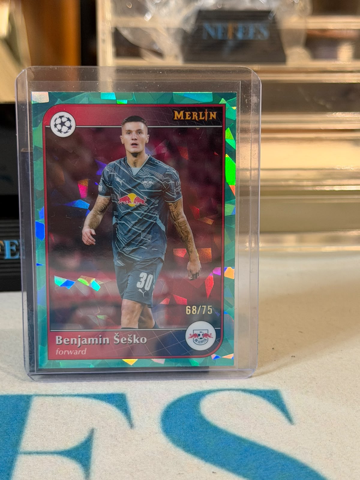 Benjamin Šeško 68/75 Aqua Atomic Refractor – 2024-25 Topps Merlin UEFA Club Competitions – RB Leipzig trading card, front