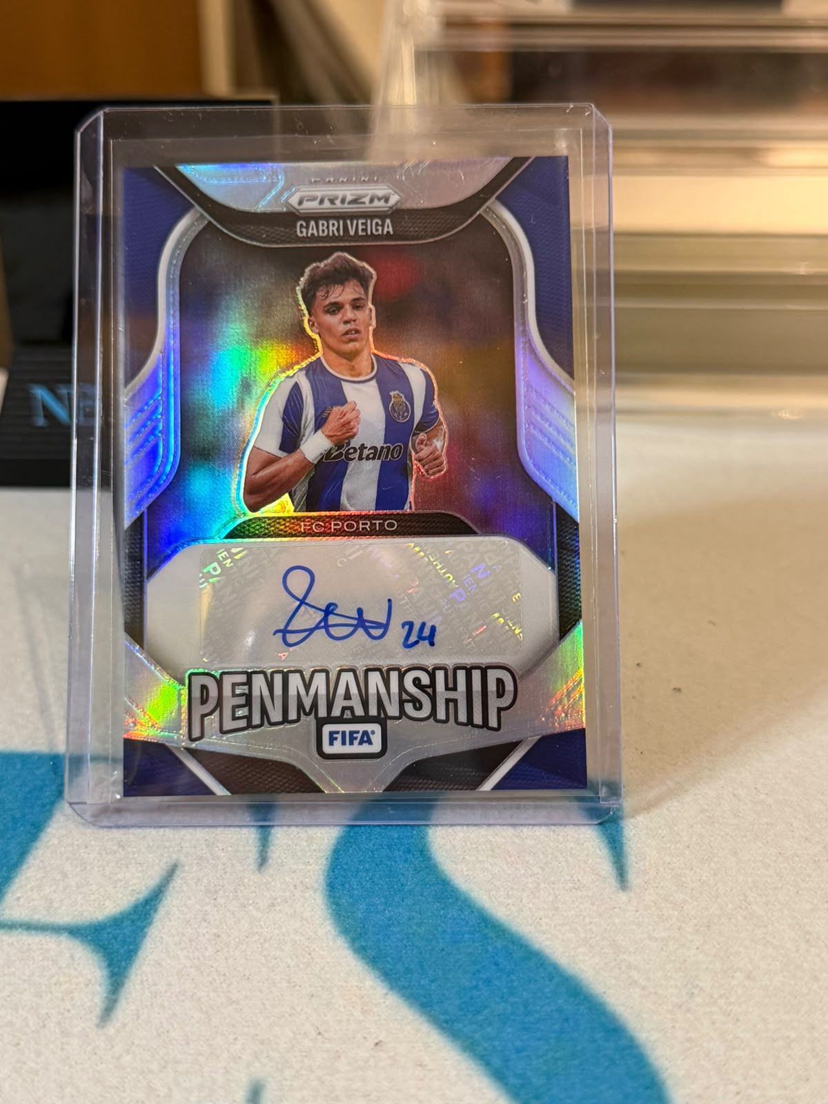 Gabri Veiga 81/99 #P-GV – Penmanship Autograph – 2025-26 Panini Prizm FIFA Soccer – FC Porto trading card, front