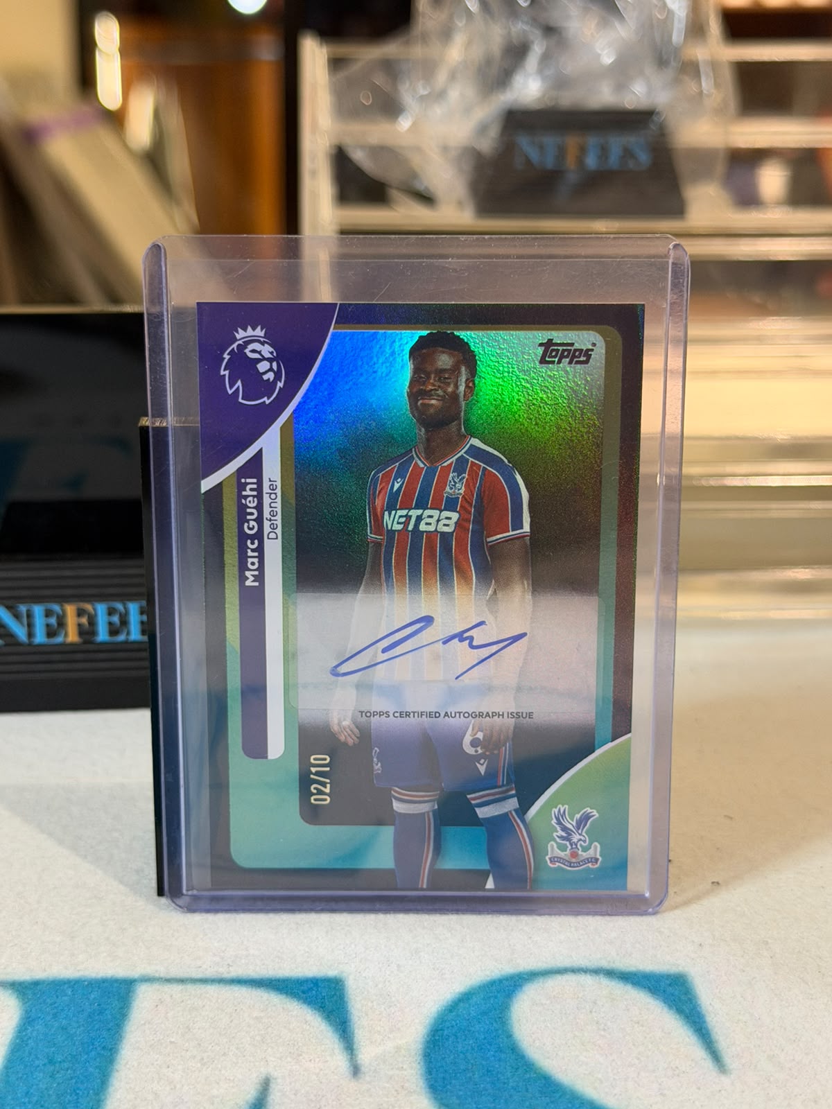 Marc Guéhi 02/10 Black Rainbow Autograph – 2025-26 Topps Premier League – Crystal Palace trading card, front