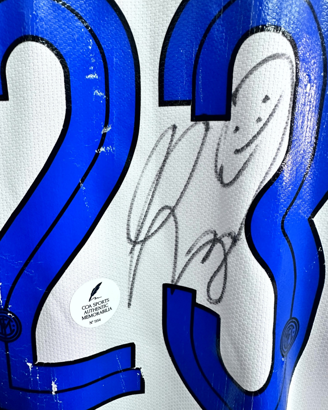 Materazzi Signed Inter Milan Shirt 2007/08, signature detail