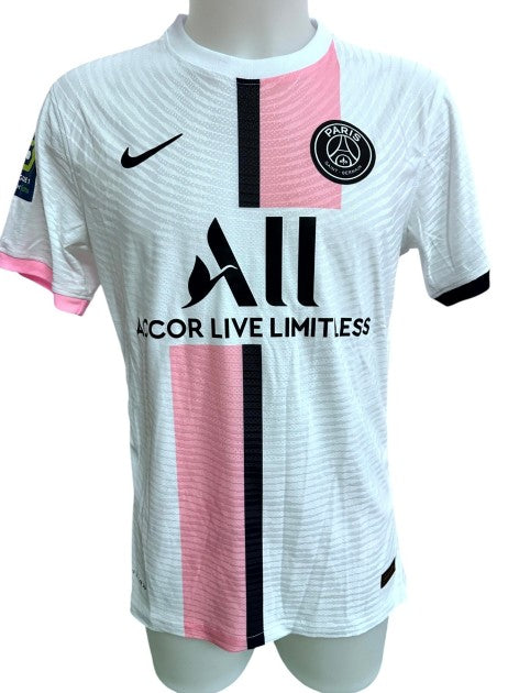 Lionel Messi Signed PSG Away Shirt 2021/22, signature detail