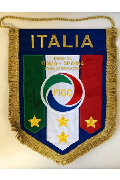 Official Italy-Spain embroidered pennant signed by Federico Chiesa