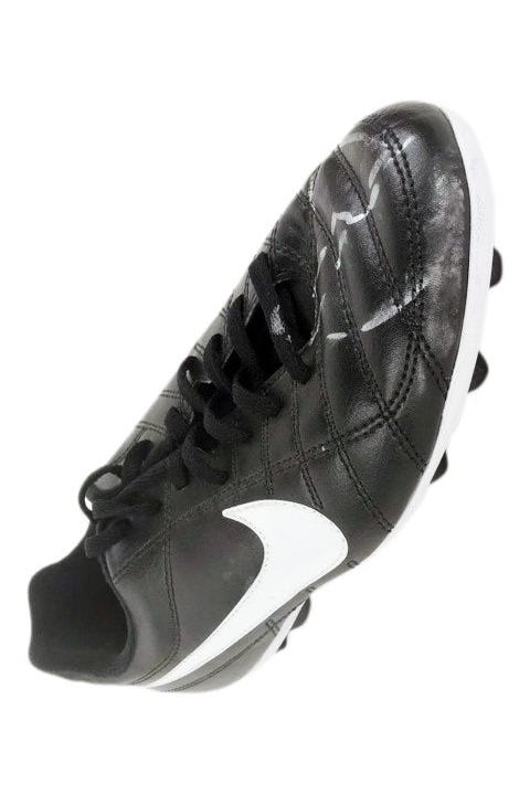 Nike right football boot signed by Raul Gonzalez Blanco