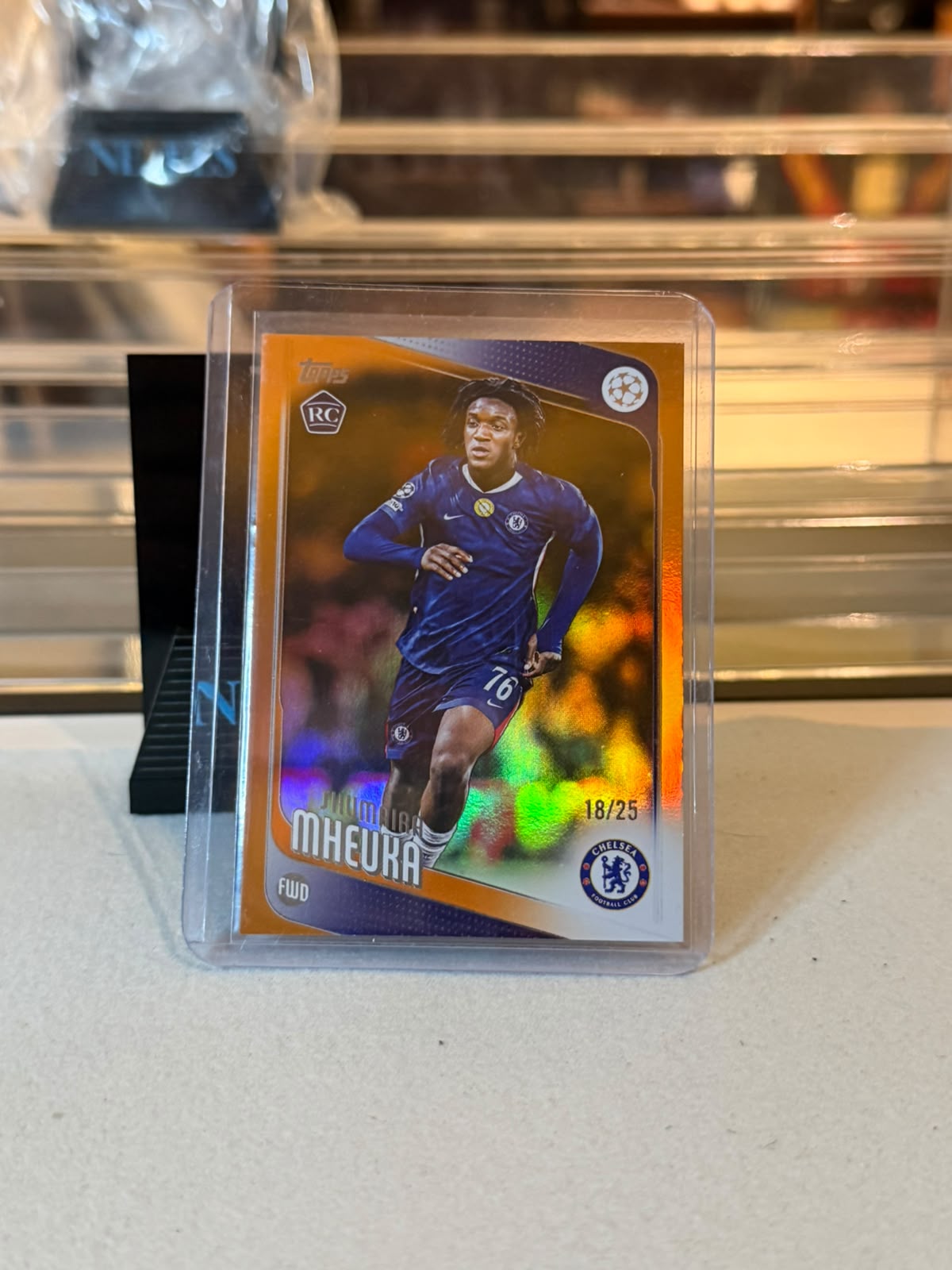 C0000644 Shumaira Mheuka Chelsea Rookie Topps Chrome UCC 25/26 Orange Refractor 18/25 front