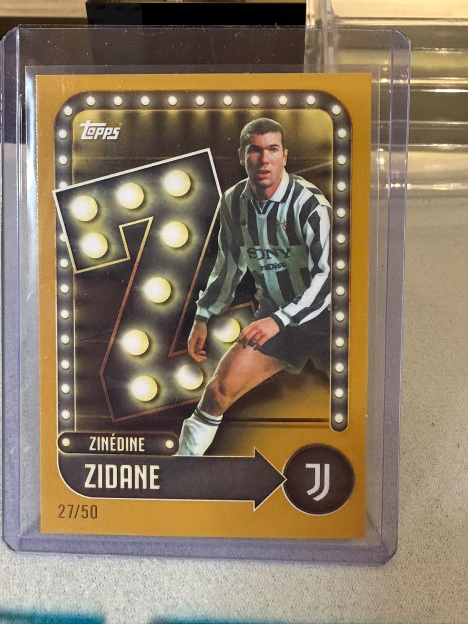 Zinédine Zidane front - 2025 Topps FC 27/50