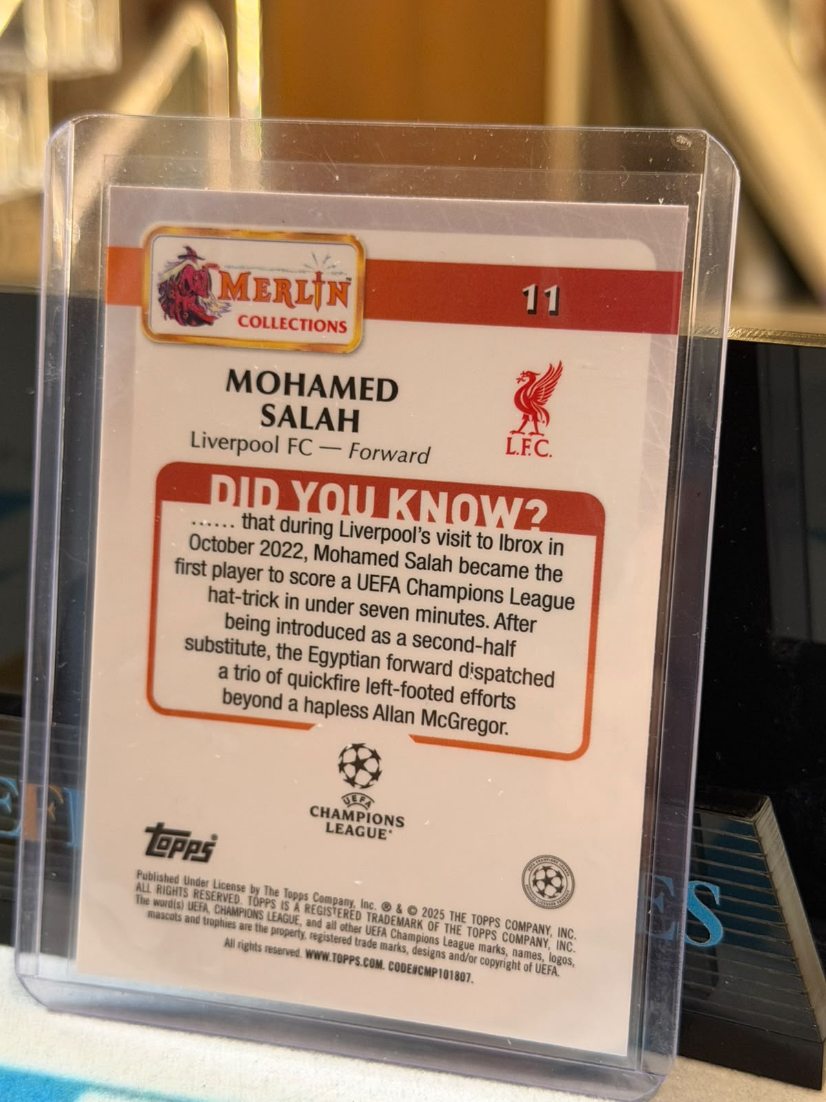 Mohamed Salah 194/250 Base #11, Red Glitter parallel – 2024/25 Topps Merlin, back