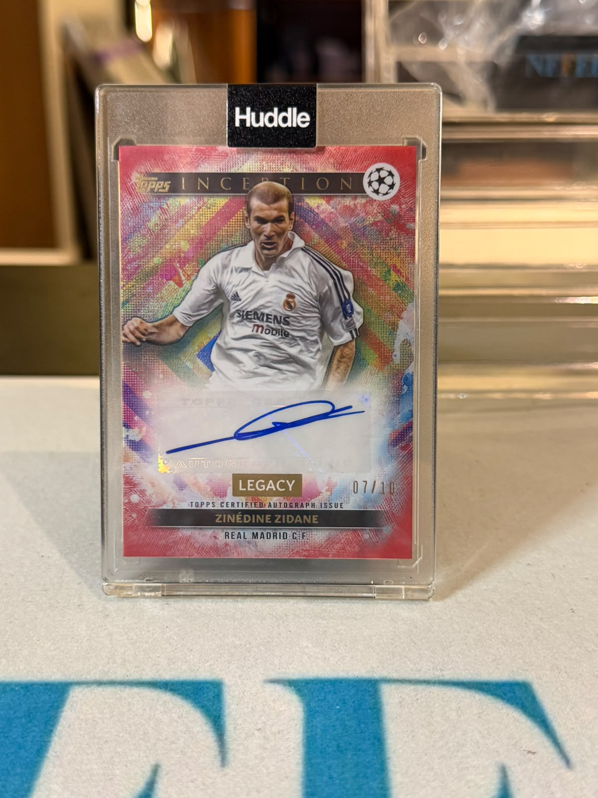 Zinédine Zidane front - 2024/25 Topps Inception UEFA Club Competitions Legacy Autograph 07/10