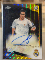 Raúl front - 2025/26 Topps Chrome UEFA Club Competitions Chrome Legends Autograph 09/10
