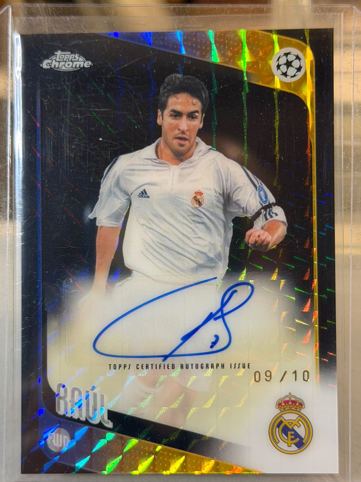 Raúl front - 2025/26 Topps Chrome UEFA Club Competitions Chrome Legends Autograph 09/10