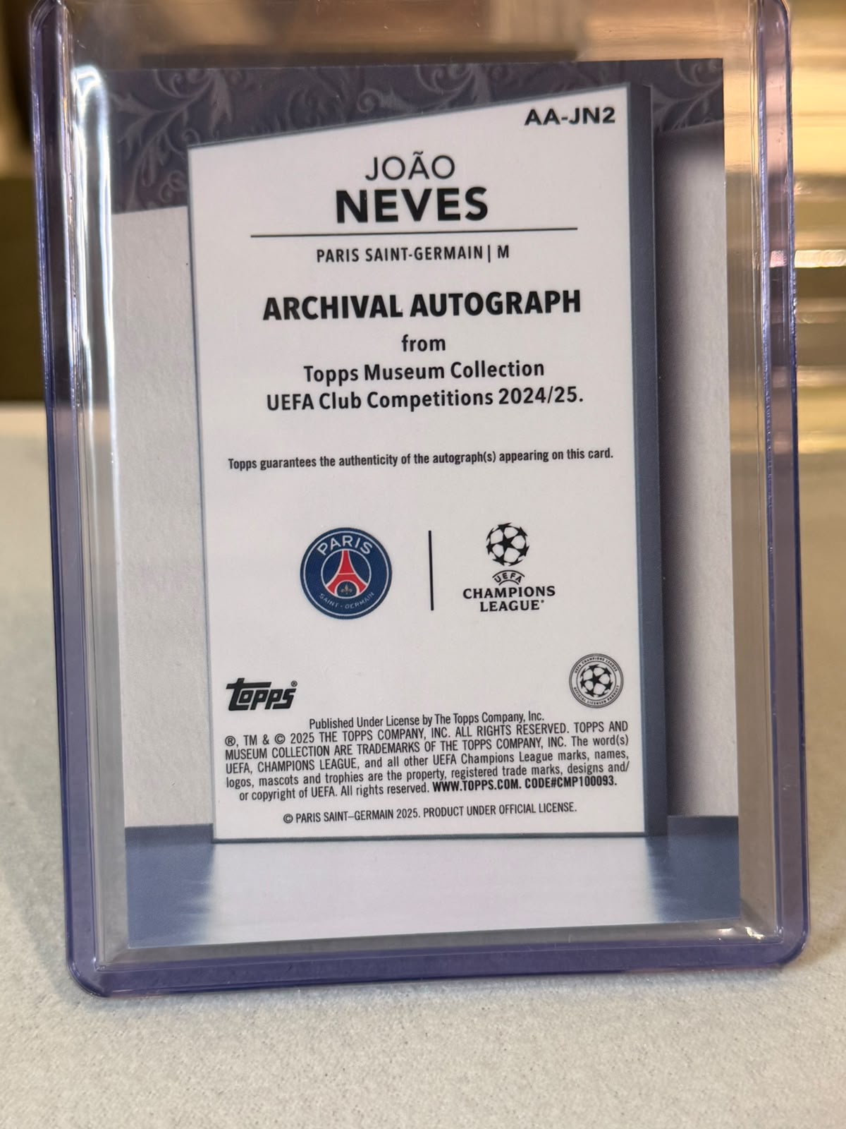 Joao Neves 07/75 Archival Autograph Sapphire 2024/25 Topps Museum Collection UEFA – PSG trading card, back