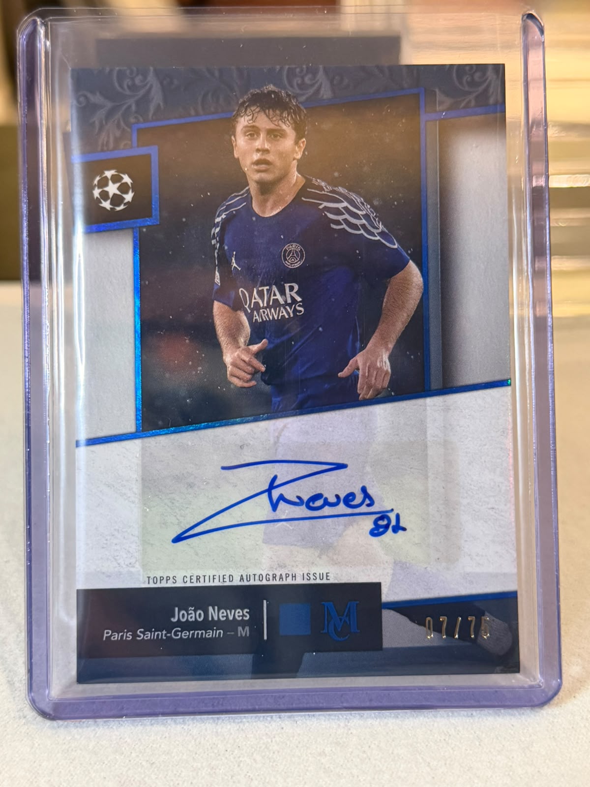 Joao Neves 07/75 Archival Autograph Sapphire 2024/25 Topps Museum Collection UEFA – PSG trading card, front