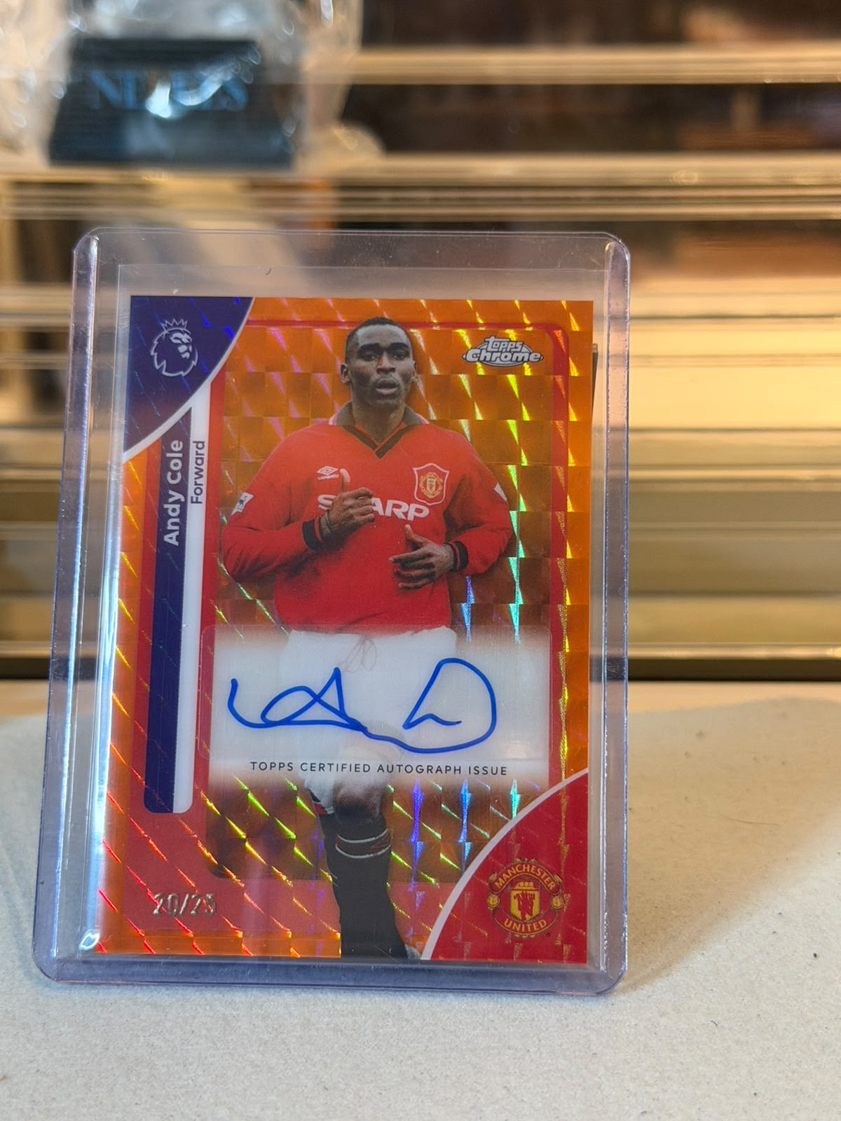 Andy Cole C0000609 front - Andy Cole 20/25 #CA-AC – Manchester United – Authentic Autograph Orange/Gold Mosaic Refractor – 2026 Topps Chrome Premier League