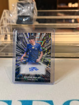 Reggie Walsh Chelsea 2025-26 Topps Chrome UEFA Club Competitions RC Black Lazer Autograph Parallel - front