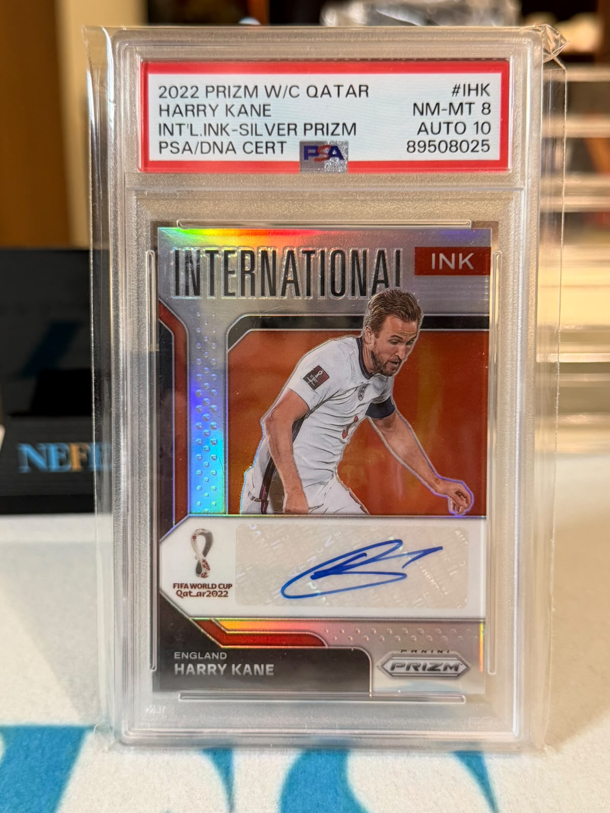 Harry Kane 02/10 – England trading card, front