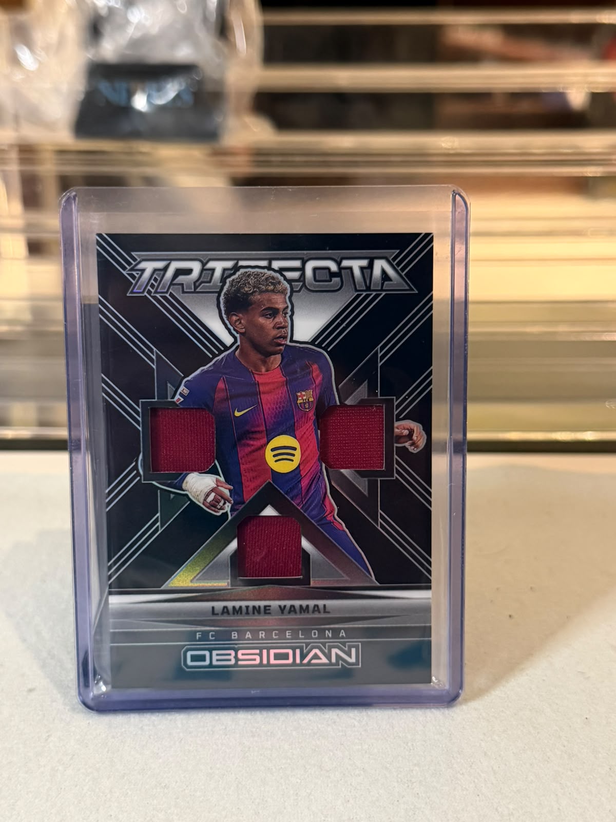 Lamine Yamal Barcelona Panini Obsidian Trifecta triple relic card image 2