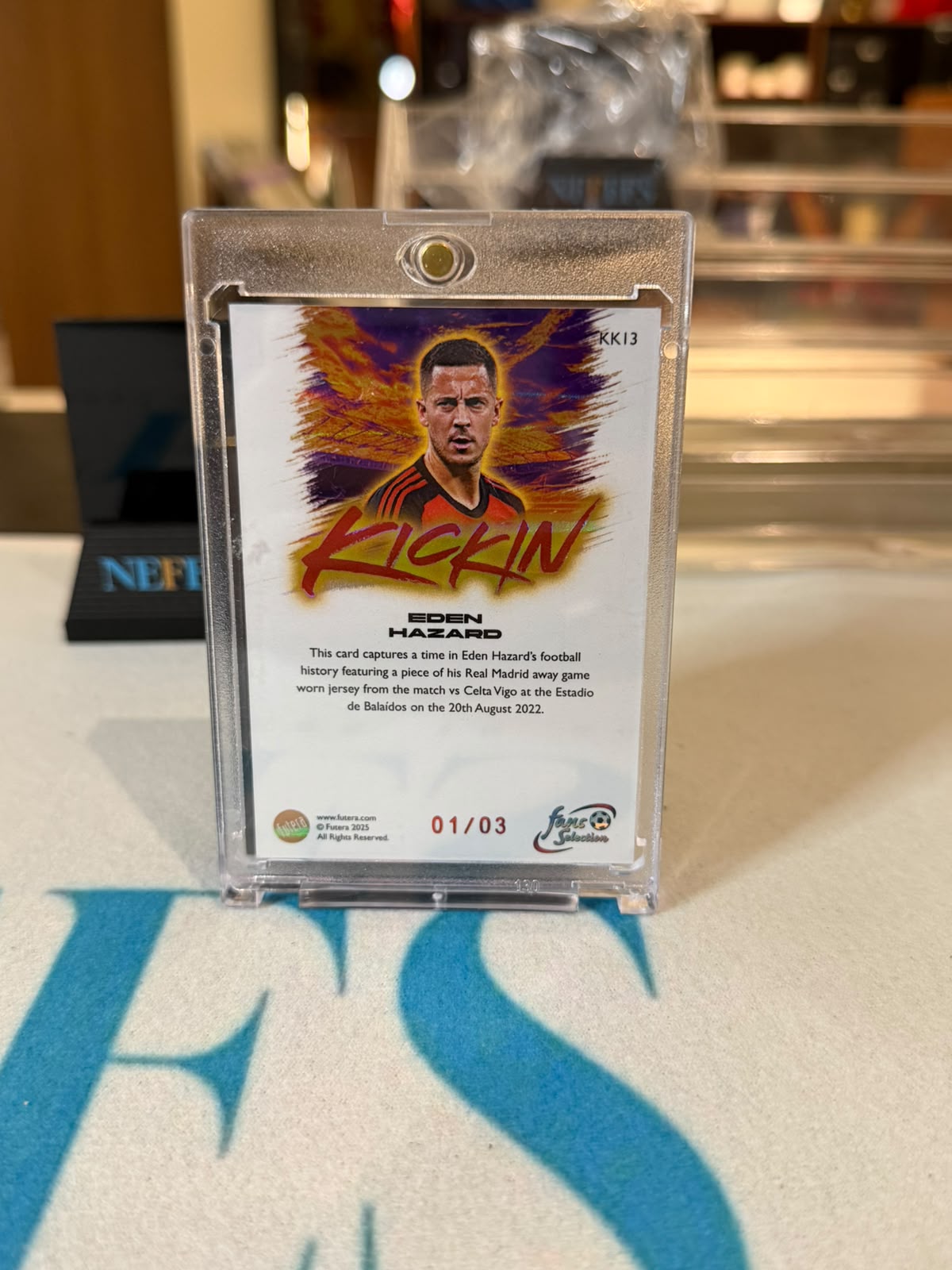 Eden Hazard KK13 01/03 – Belgium trading card, back
