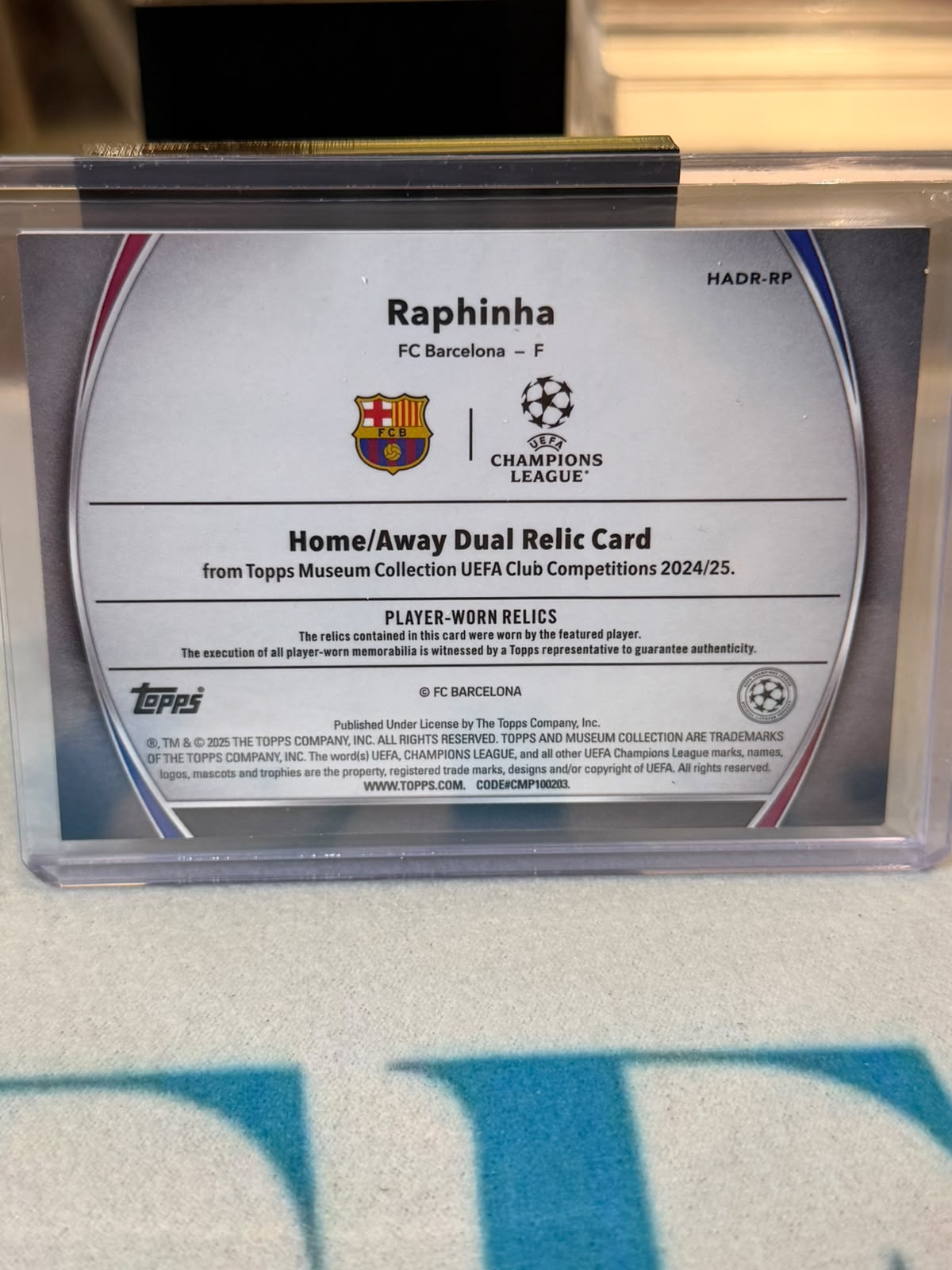 Raphinha 05/50 Home/Away Dual Relic Card – Topps Museum Collection UEFA Club Competitions 2024/25 – FC Barcelona trading card