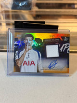 Dominic Solanke Tottenham Superstar Autographed Relic card front, 2025/26 Topps UEFA Club Competitions #TSAR-DS, serial 12/25