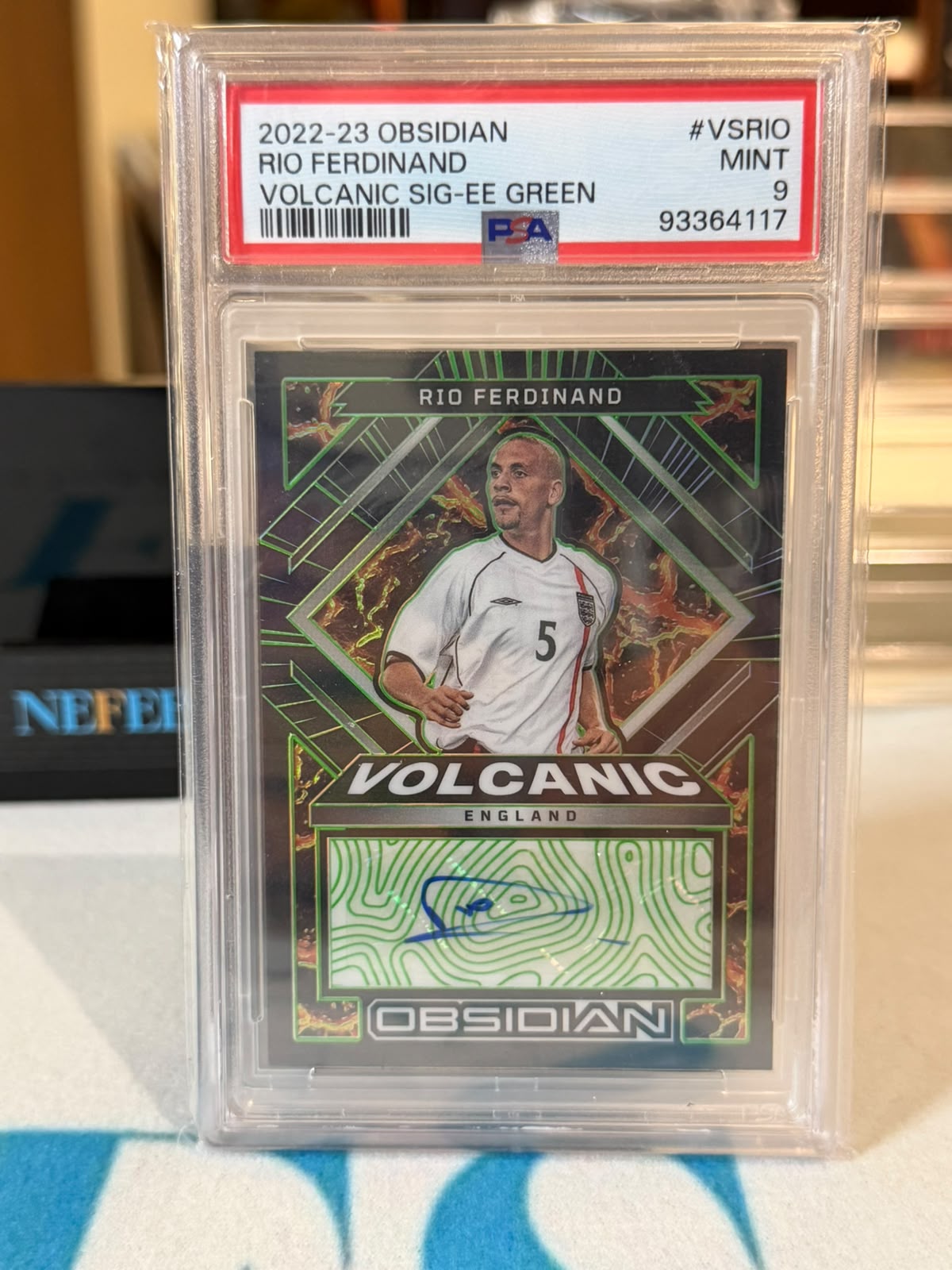 Rio Ferdinand 2/2 – England trading card, front