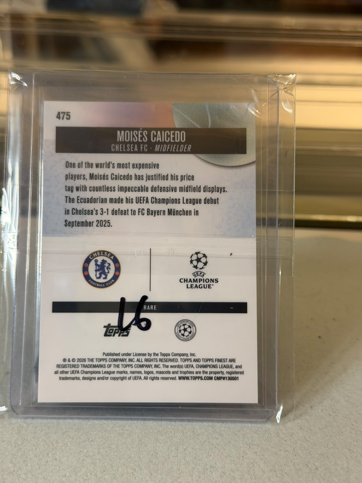 Moises Caicedo Chelsea Topps Finest UEFA Champions League gold refractor card image A - C0000698
