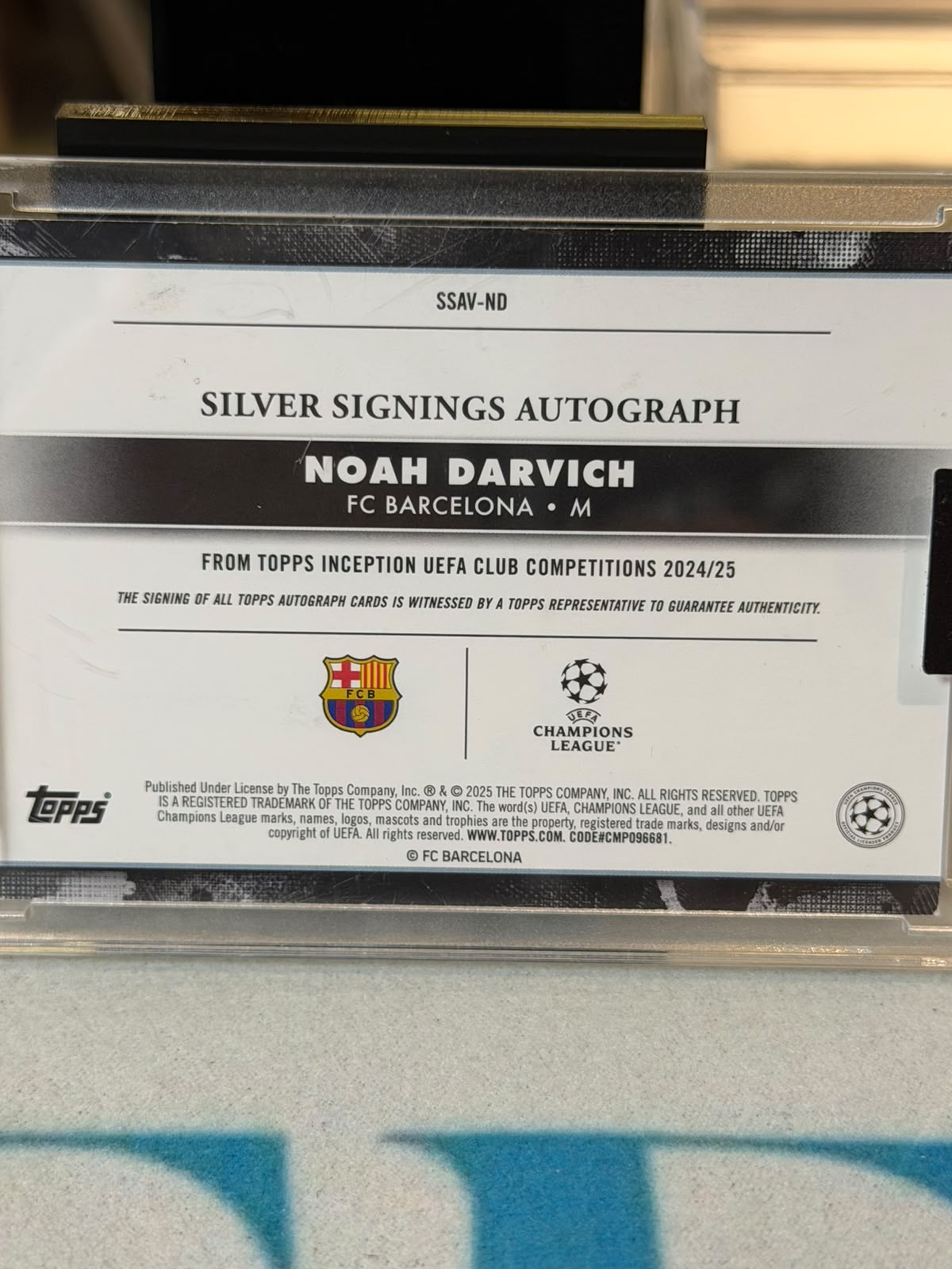 Noah Darvich 1/1 Silver Signings Autograph – Topps Inception UEFA Club Competitions 2024/25 – FC Barcelona trading card, back