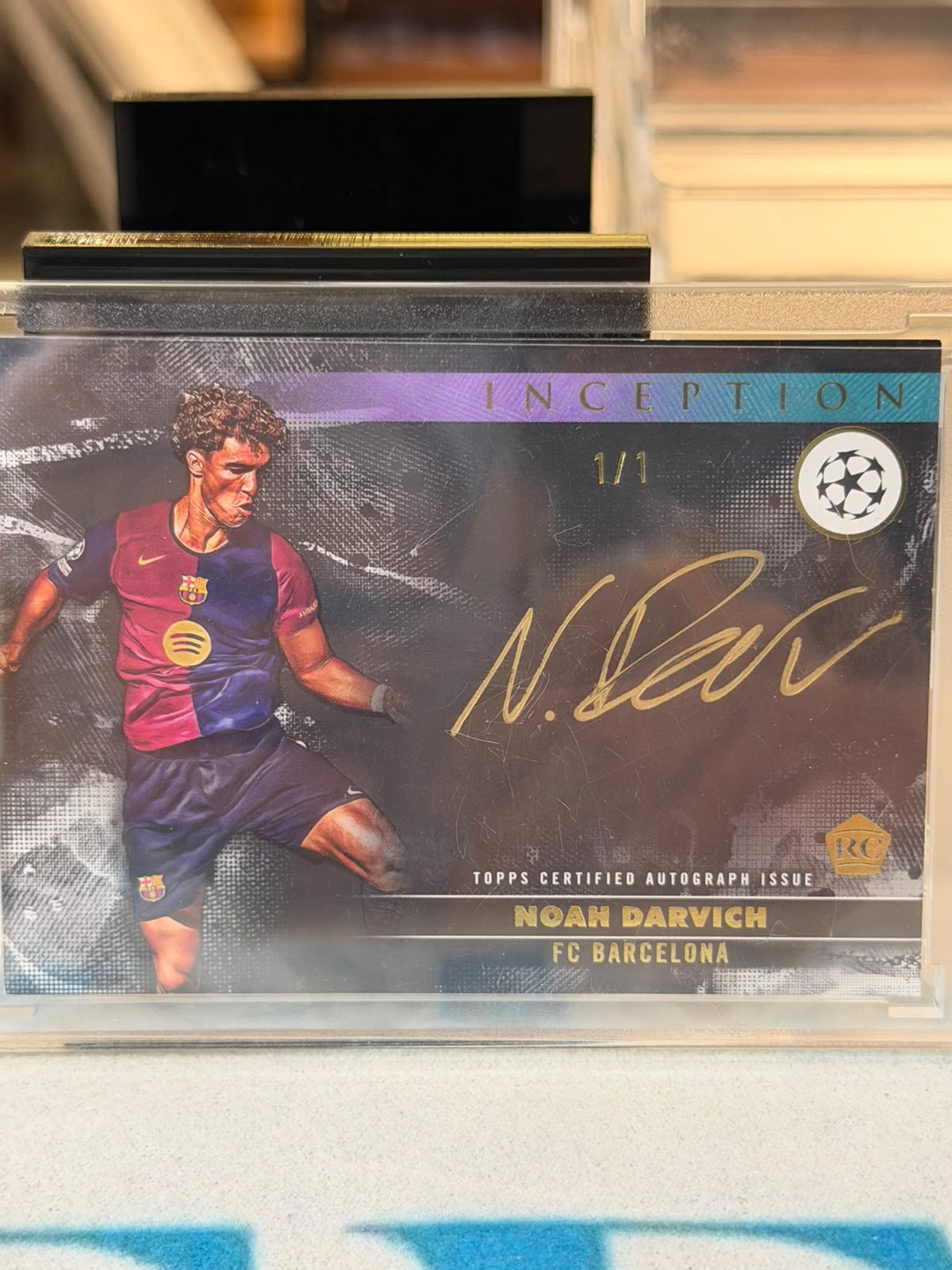 Noah Darvich 1/1 Silver Signings Autograph – Topps Inception UEFA Club Competitions 2024/25 – FC Barcelona trading card, fron