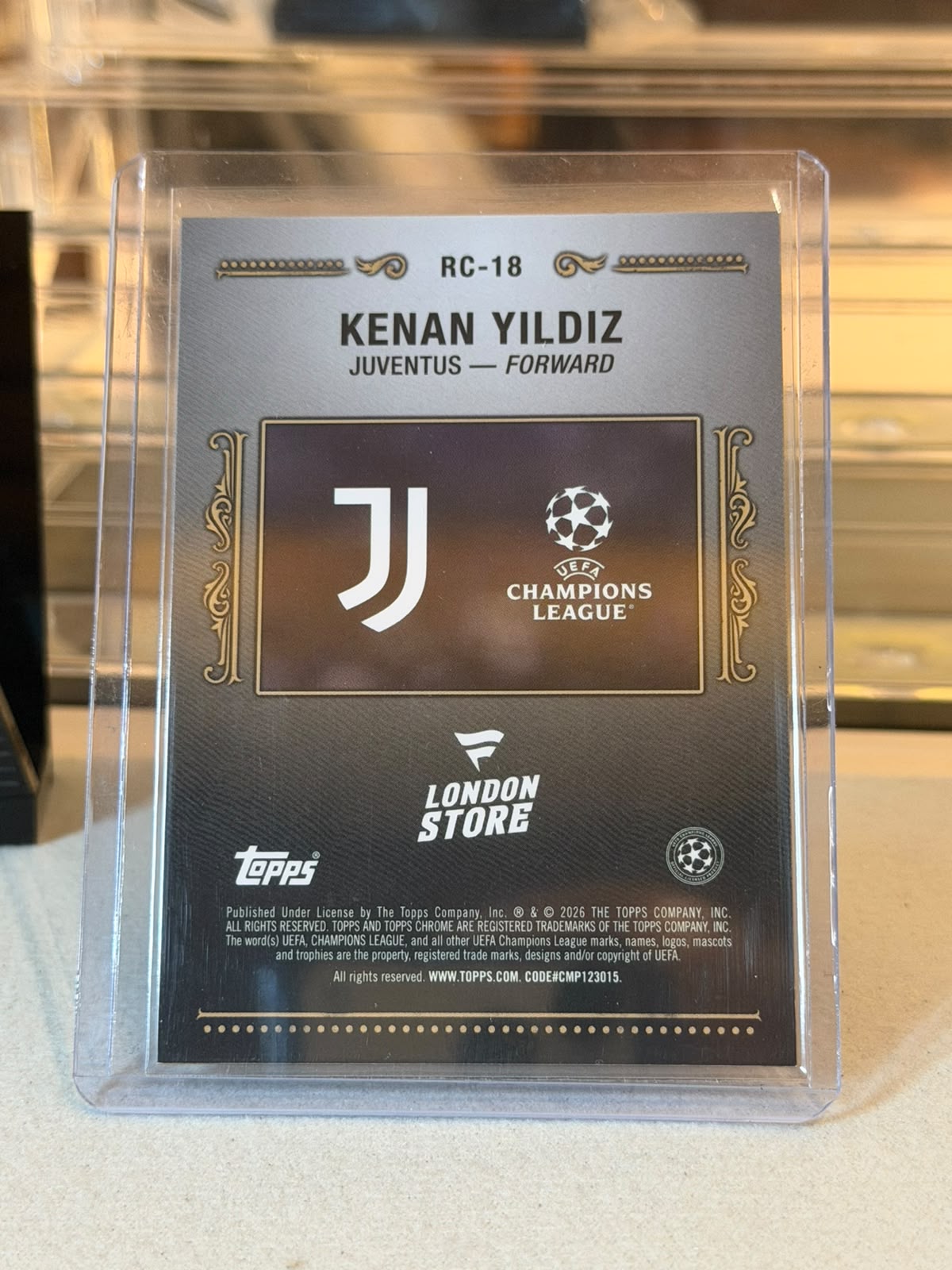 Kenan Yildiz 08/25 #RC-18 Regency 2025-26 Topps Chrome UEFA Champions League - back