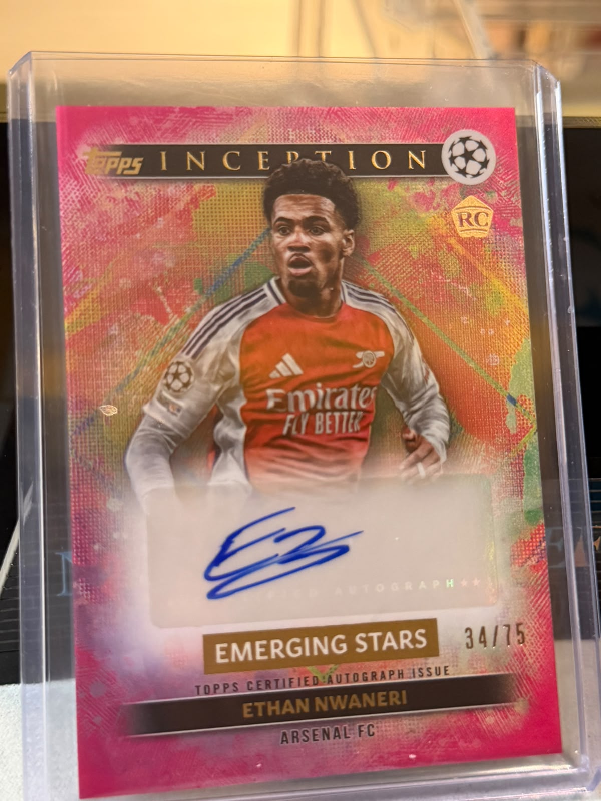 Ethan Nwaneri front - 2024/25 Topps Inception UEFA Club Competitions Emerging Stars Autograph Pink 34/75