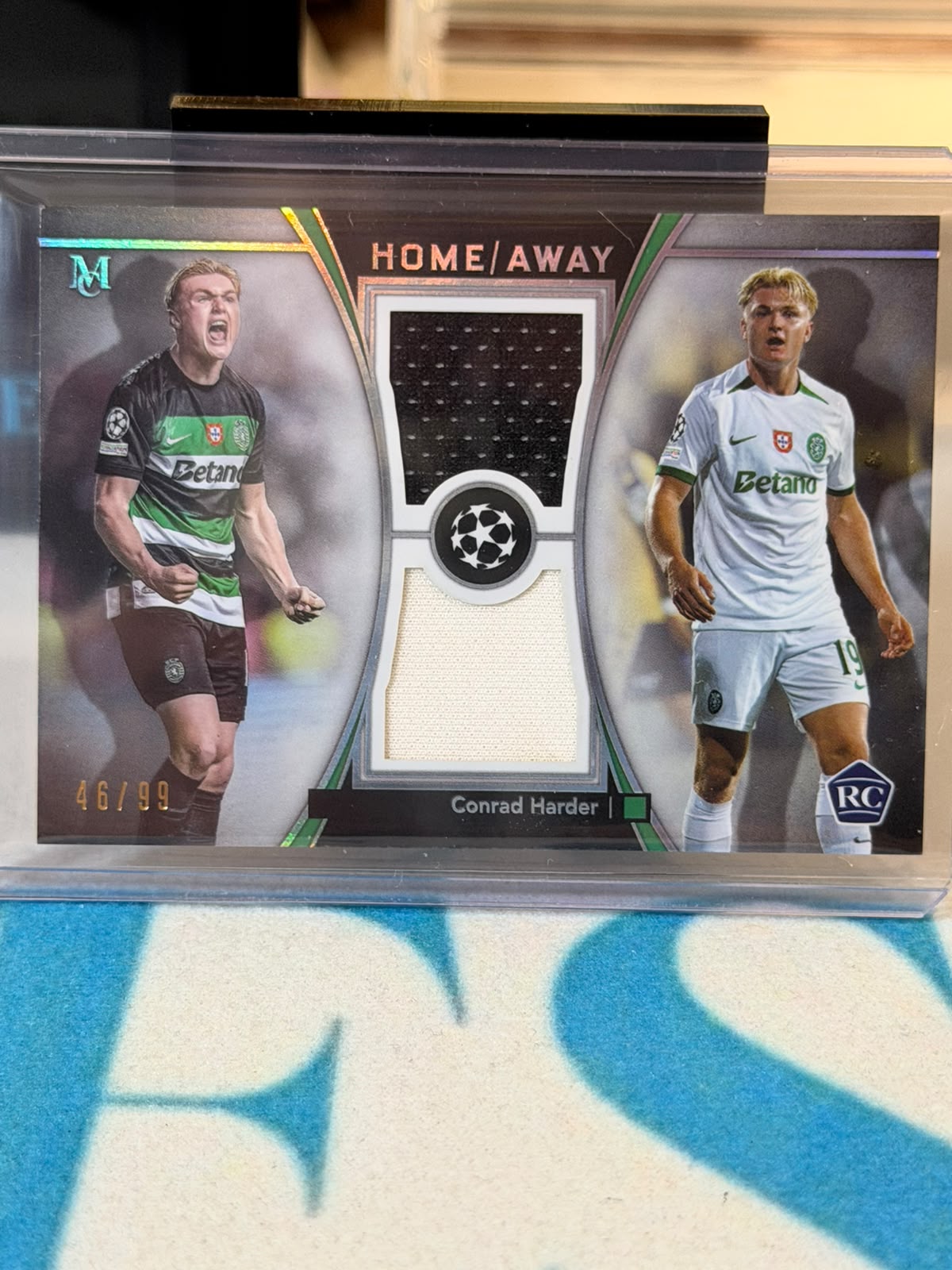 Conrad Harder 46/99 Home/Away Dual Relic 2024/25 Topps Museum Collection UEFA – Sporting CP trading card, front