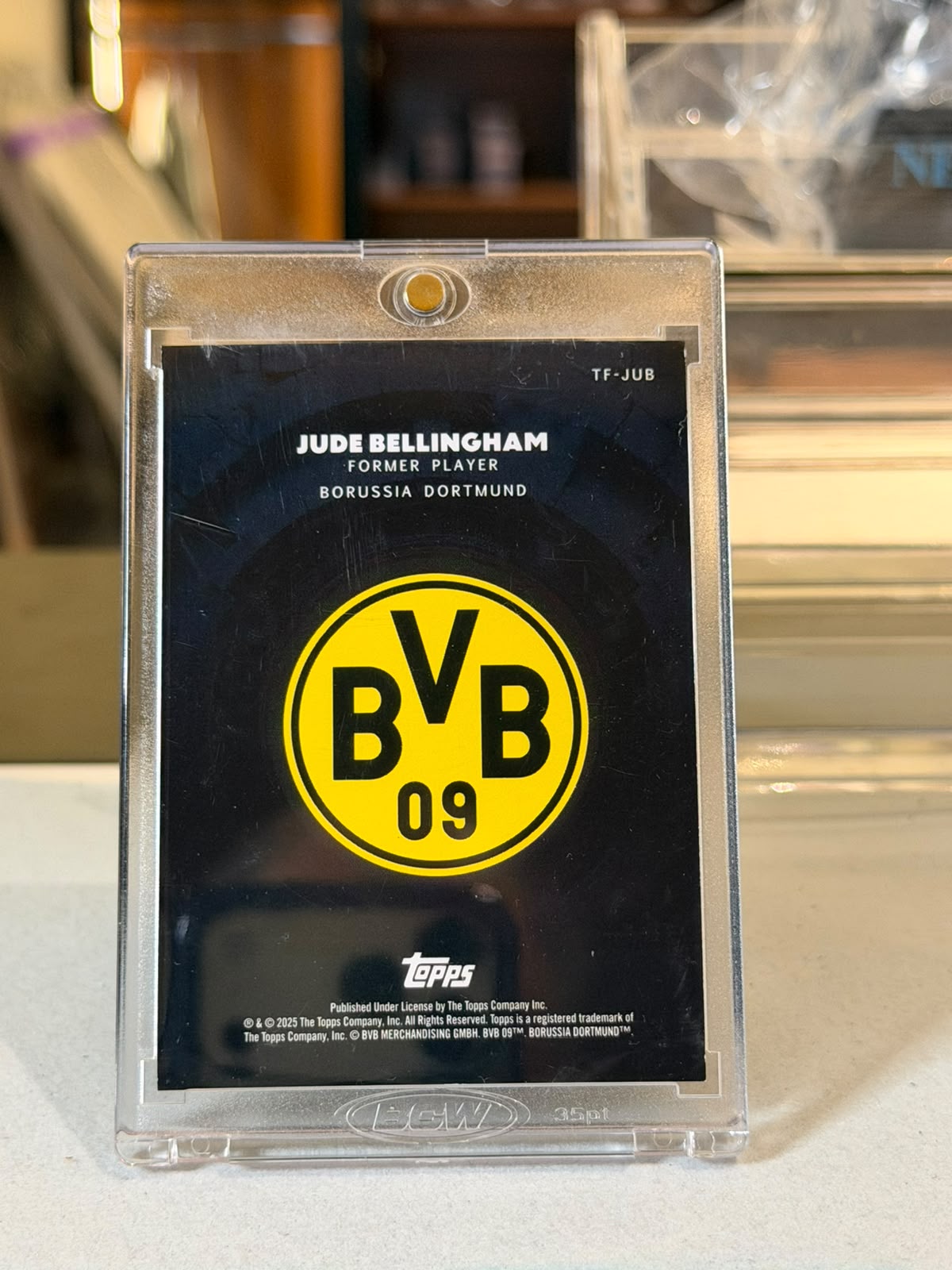 Jude Bellingham back - 2025/26 Topps Focus Borussia Dortmund 09/10