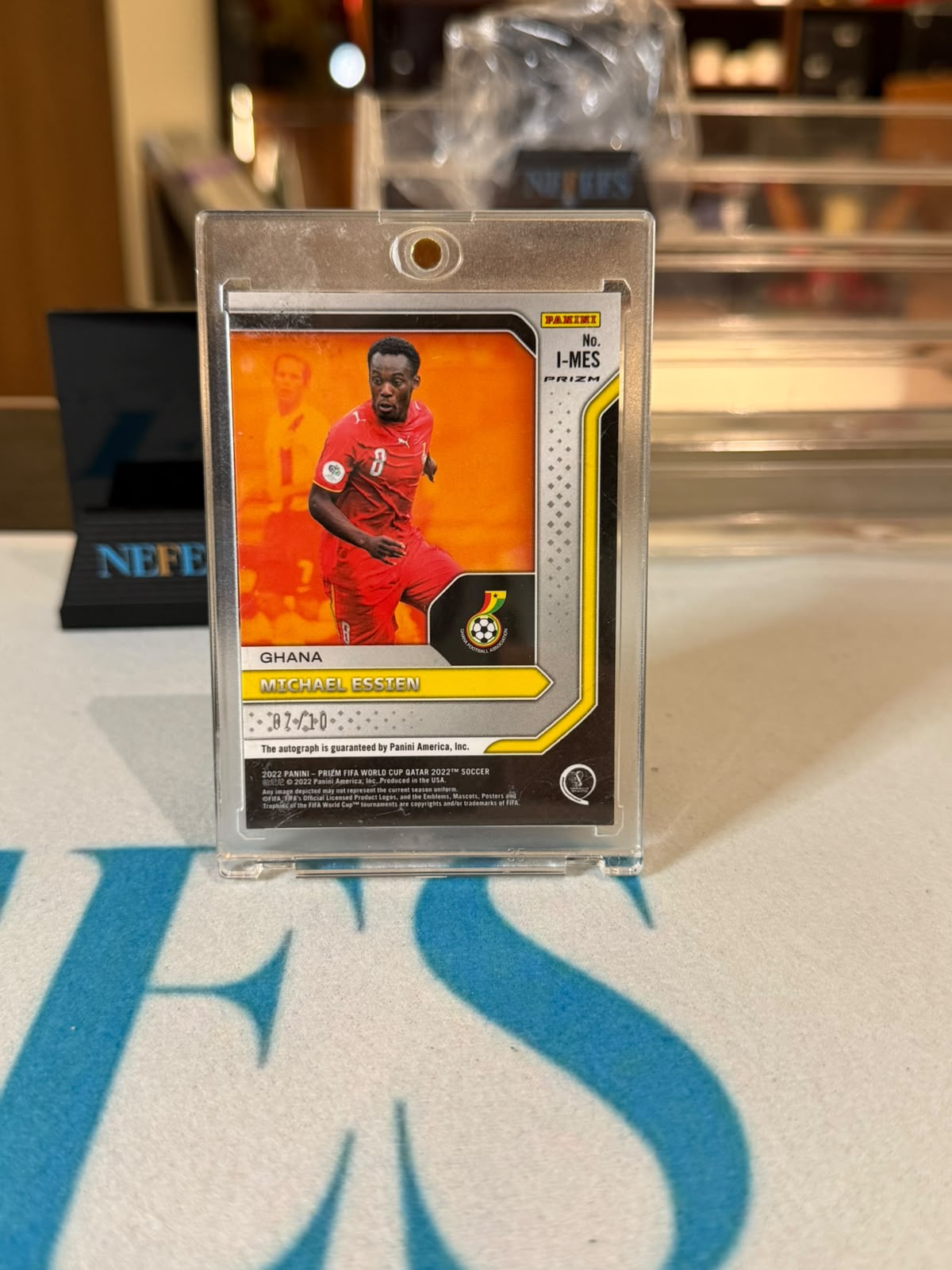 Michael Essien I-MES 07/10 – Ghana trading card, back
