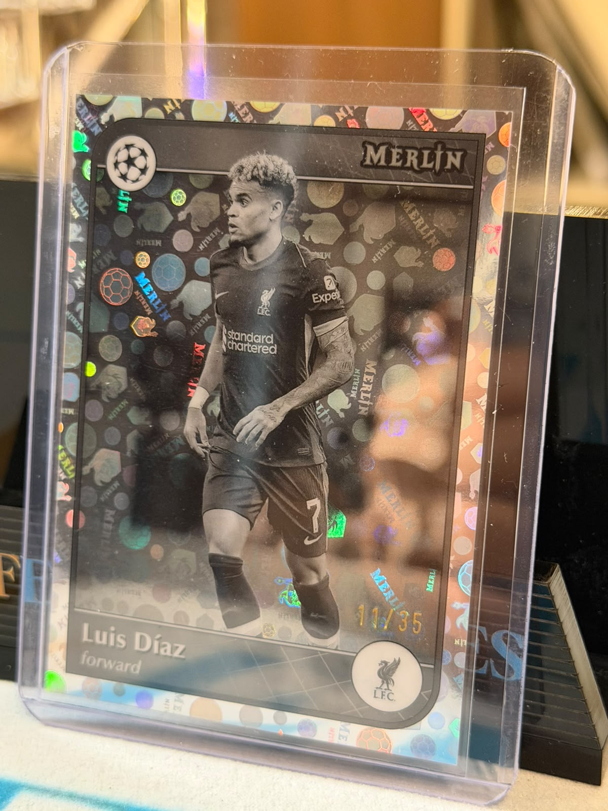 Luis Díaz 11/35 Base #188, Black Sparkle parallel – 2024/25 Topps Merlin Collections UEFA Club Competitions, front