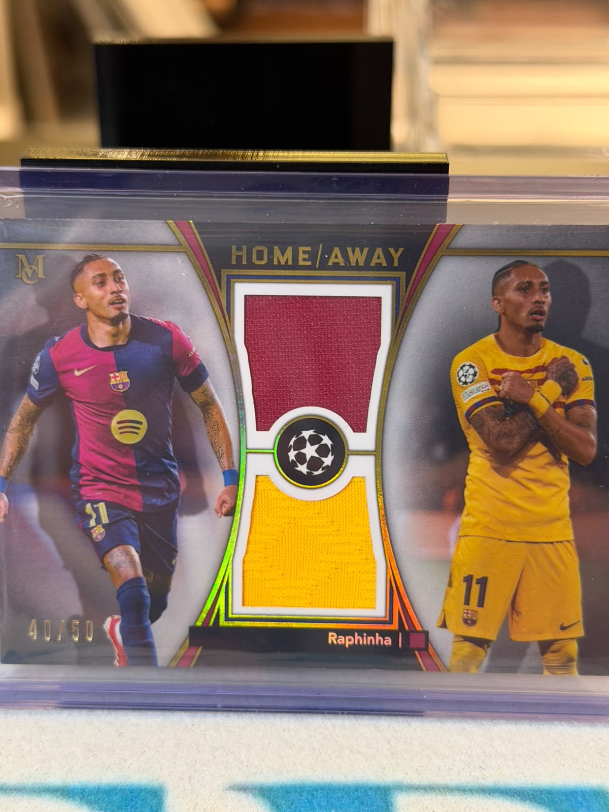 Raphinha 40/50 Home/Away Dual Relic – Topps Museum Collection UEFA Club Competitions 2024/25 – FC Barcelona trading card, fro