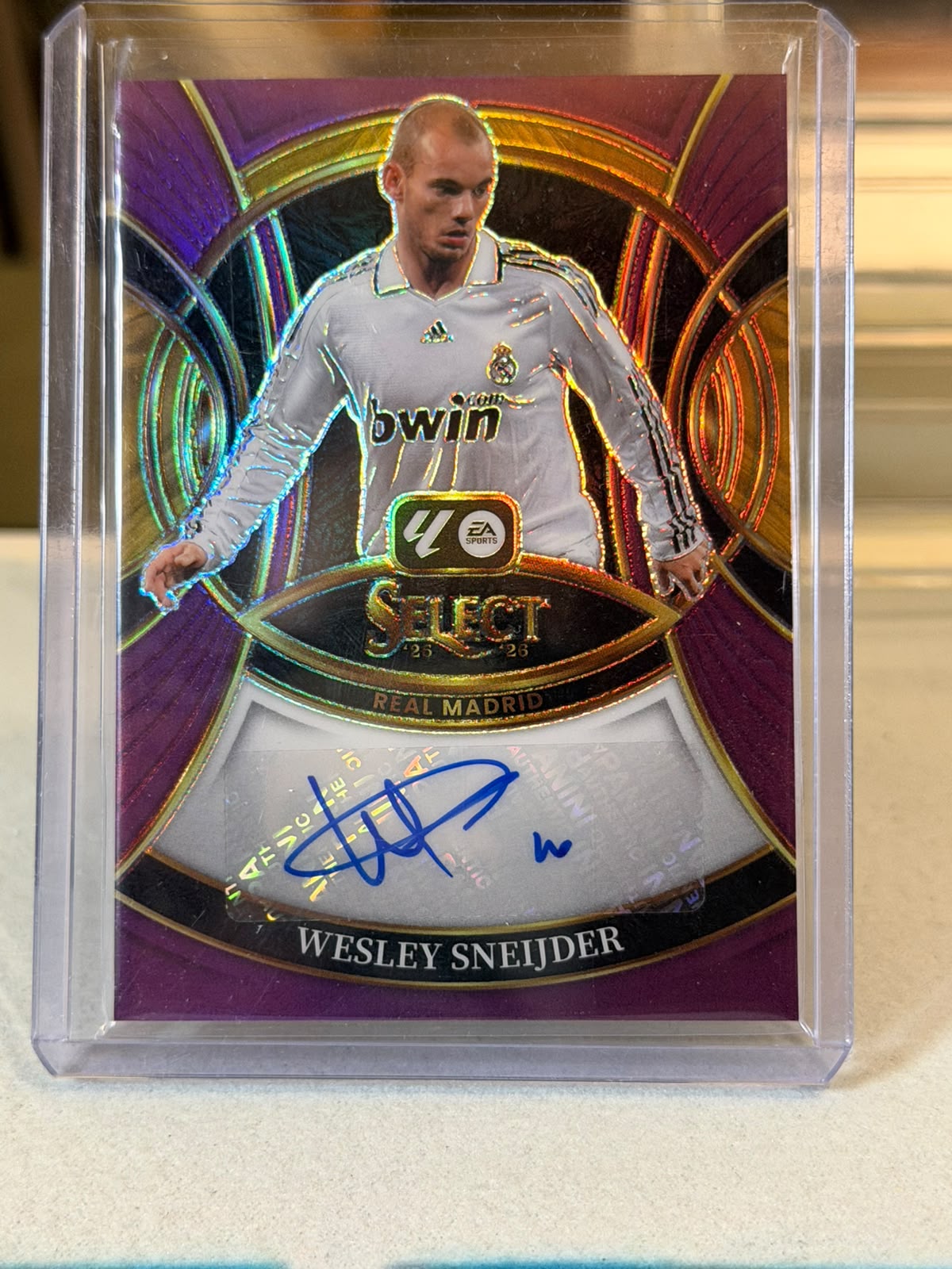 Wesley Sneijder front - 2025-26 Panini Select La Liga Signatures 08/25