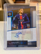 Bradley Barcola 27/75 Archival Autograph Sapphire 2024/25 Topps Museum Collection UEFA – PSG trading card, front