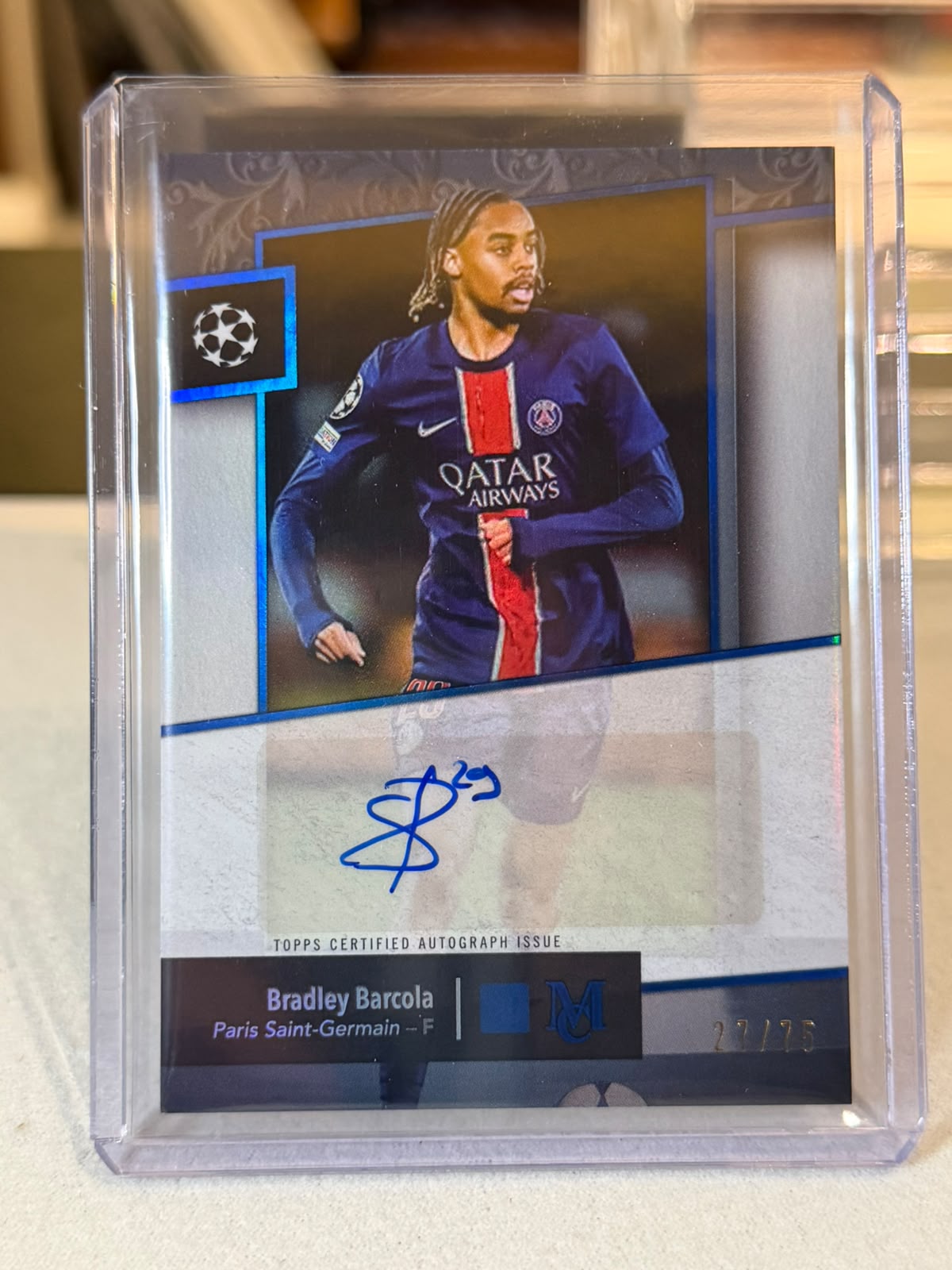 Bradley Barcola 27/75 Archival Autograph Sapphire 2024/25 Topps Museum Collection UEFA – PSG trading card, front