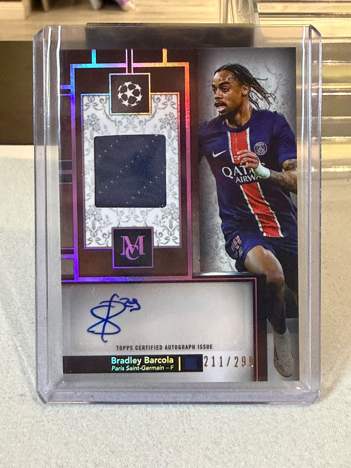 Bradley Barcola 211/299 Museum Autograph Relic Rose Quartz 2024/25 Topps Museum Collection UEFA – PSG trading card, front
