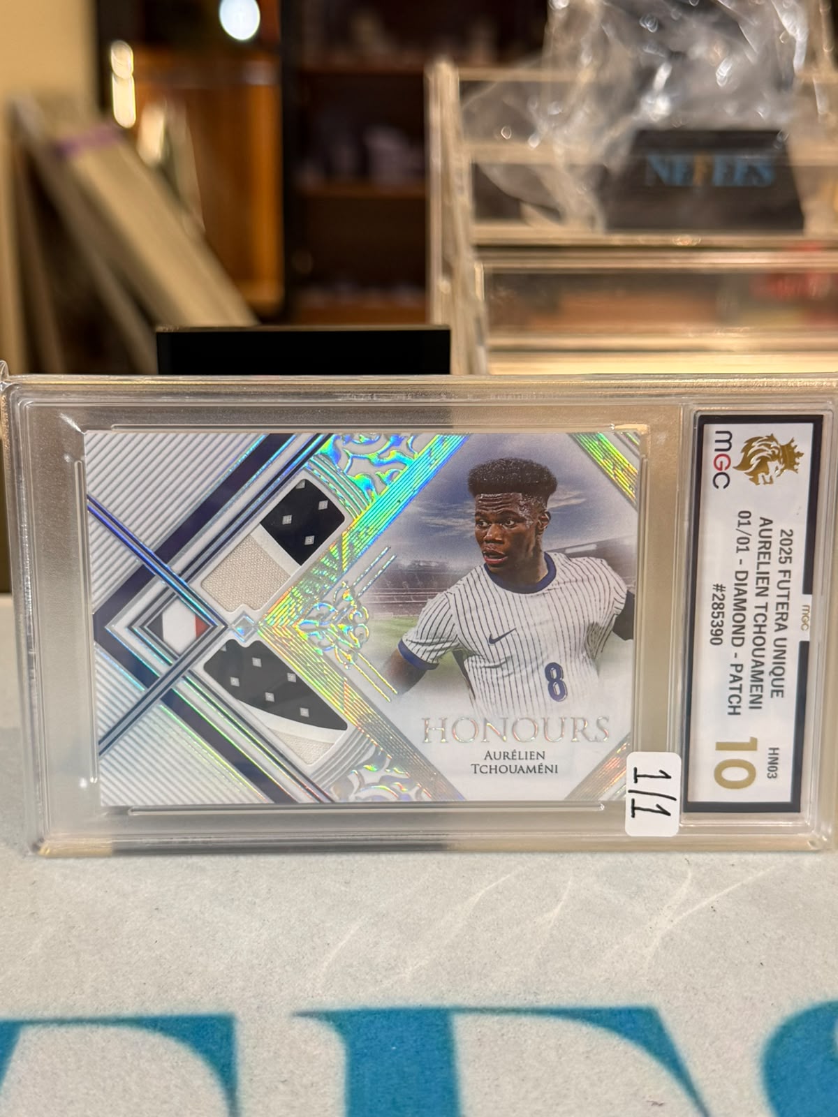 Aurélien Tchouaméni front - 2025 Futera Unique World Football Edition 21 Honours 01/01